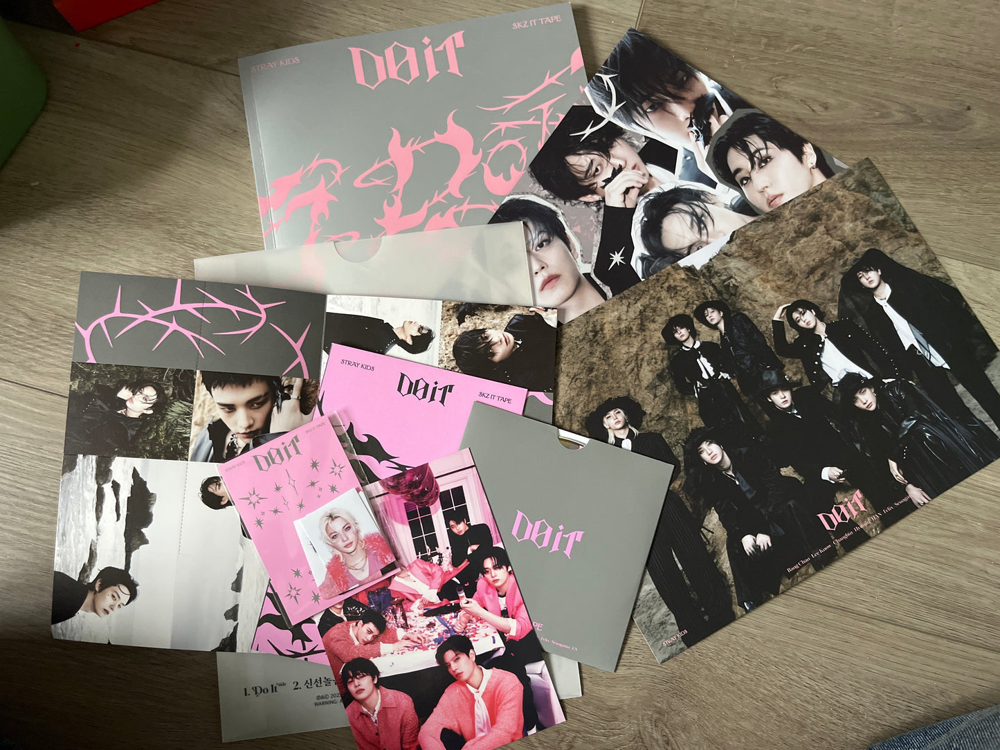 Do it album with inclusions Stray kids SKZ
