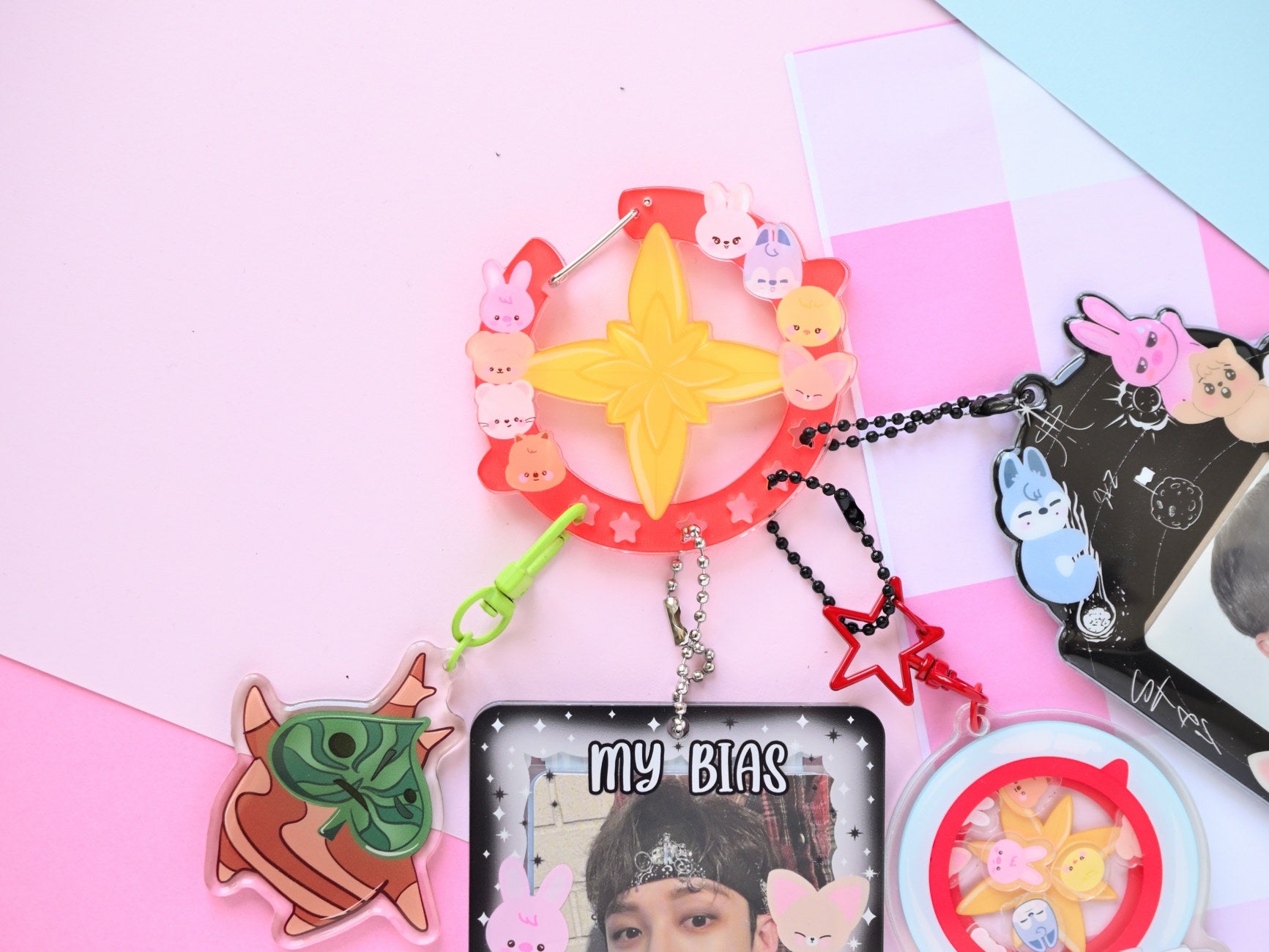 skzoo Stray Kids carabiner acrylic kpop charm keychain – Kawineko